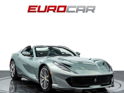 Used 2022 Ferrari 812 GTS RWD image 9