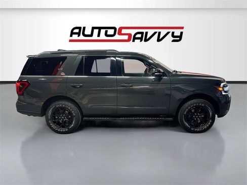 Used 2022 Ford Expedition Timberline image 8
