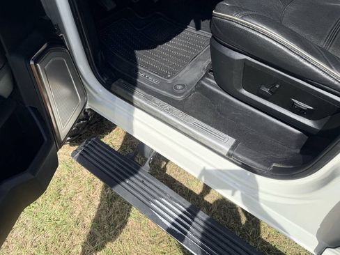 Used 2019 RAM 2500 Limited AWD/4WD image 13