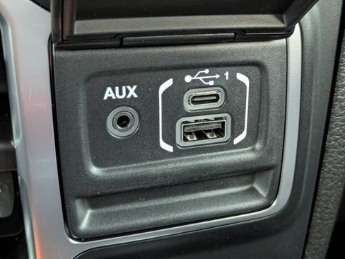 New 2026 Jeep Wrangler Unlimited Rubicon AWD/4WD image 22