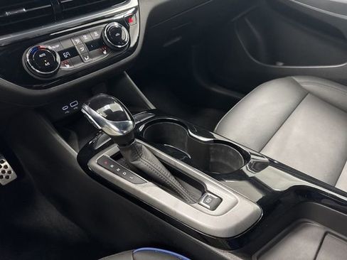 Used 2024 Buick Envista Sport Touring w/ Convenience I Package FWD image 20