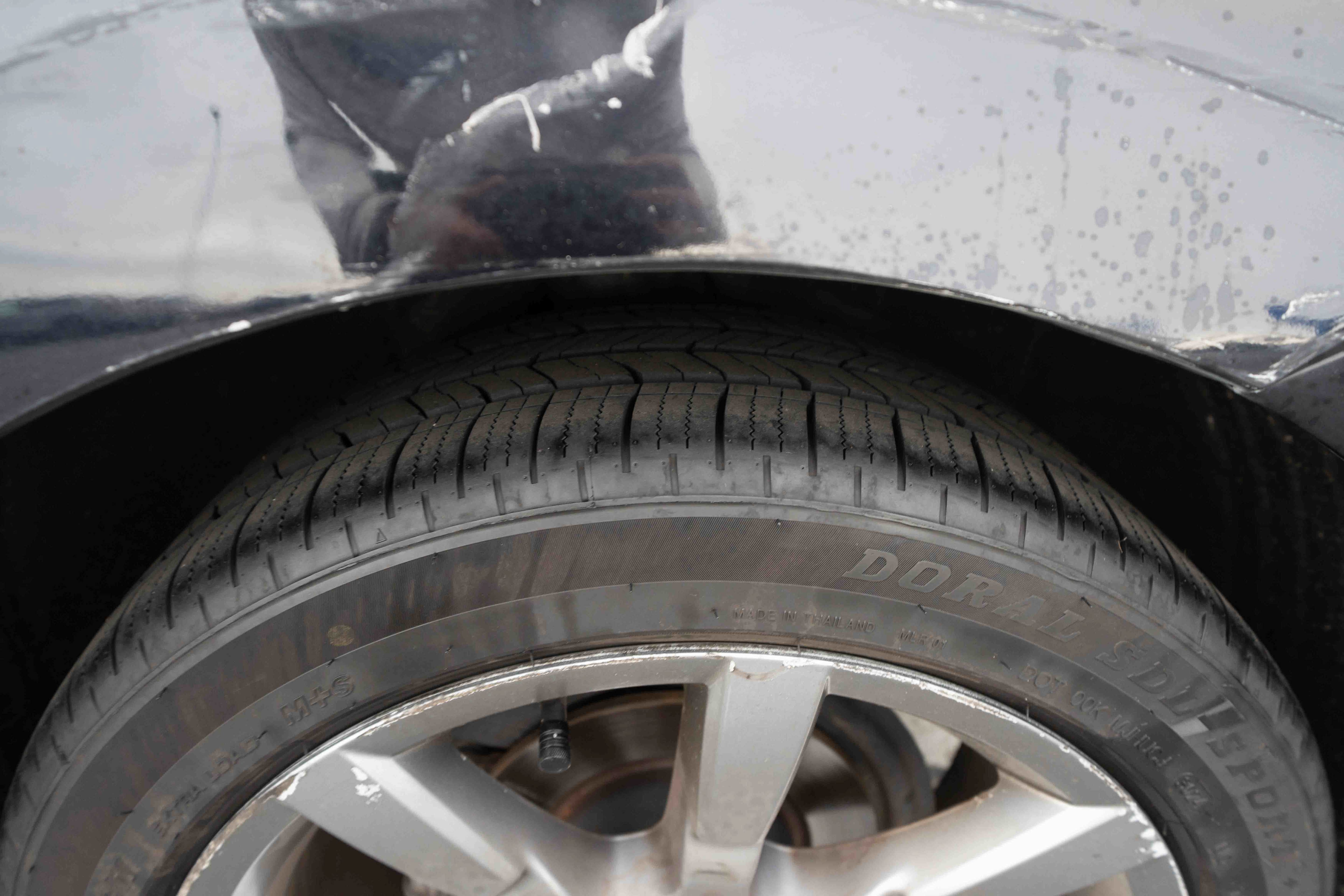 Used 2014 Volkswagen Beetle TDI FWD image 29