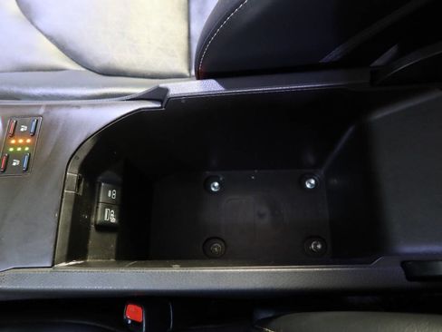 Used 2023 Toyota Camry XSE w/ Navigation Package image 37