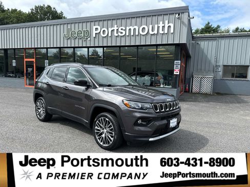 Used 2023 Jeep Compass Limited w/ Elite Group AWD/4WD image 1