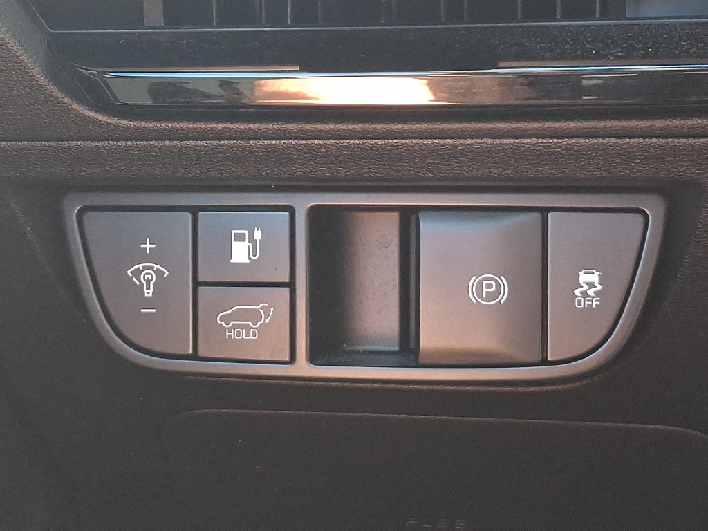 Used 2024 Kia EV6 Wind w/ Wind Technology Package AWD/4WD image 23