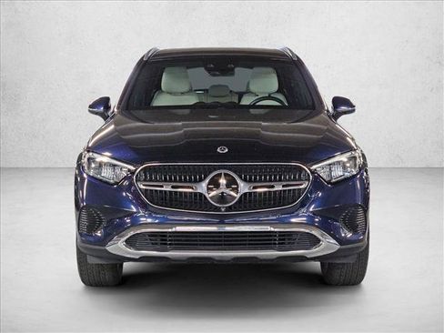 Used 2023 Mercedes-Benz GLC 300 GLC 300 image 2