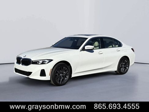 Used 2026 BMW 330i Sedan w/ Convenience Package image 7
