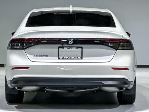 Used 2023 Honda Accord LX image 10