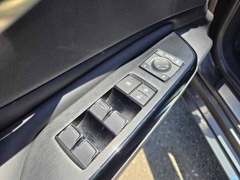 Used 2024 Lexus ES 300h w/ Premium Package FWD image 15