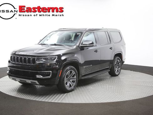 Used 2024 Jeep Wagoneer Series II AWD/4WD image 57