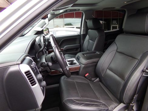 Used 2018 GMC Sierra 1500 SLT image 18