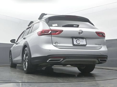 Used 2019 Buick Regal Essence w/ Driver Confidence Package I AWD/4WD image 76