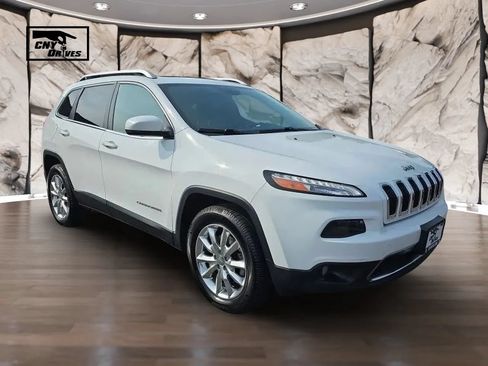 Used 2015 Jeep Cherokee Limited AWD/4WD image 3