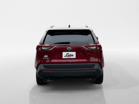Used 2023 Toyota RAV4 XLE Premium AWD/4WD image 5