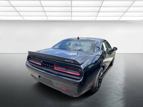 Used 2023 Dodge Challenger SRT Hellcat image 3