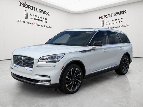 Used 2023 Lincoln Aviator Reserve w/ Equipment Group 201A RWD image 7