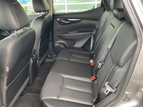 Certified 2022 Nissan Rogue Sport SL image 19