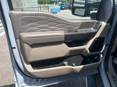 New 2026 Ford F250 Platinum w/ Platinum Plus Package AWD/4WD image 11