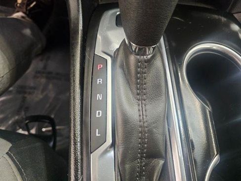Used 2018 Chevrolet Equinox LS AWD/4WD image 13