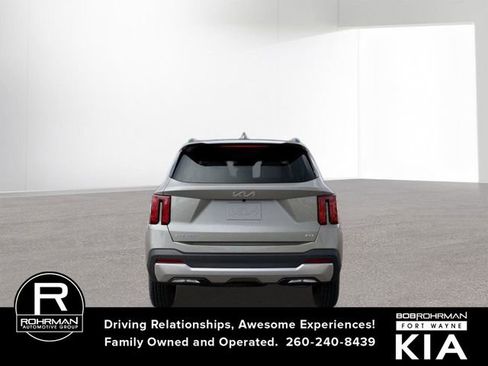 New 2026 Kia Sorento S w/ S Panoramic Sunroof Package image 5