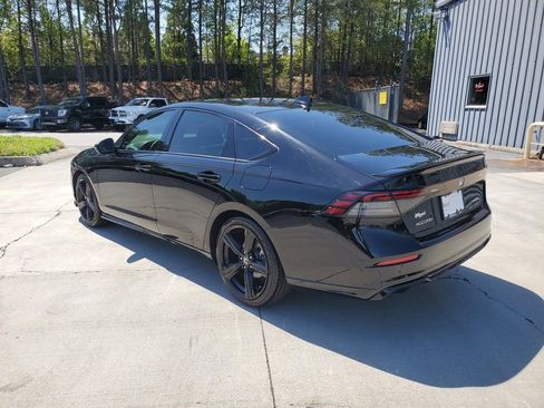Used 2024 Honda Accord Sport image 7