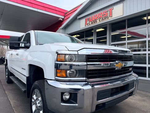 Used 2015 Chevrolet Silverado 2500 LT w/ LT Convenience Package AWD/4WD image 16