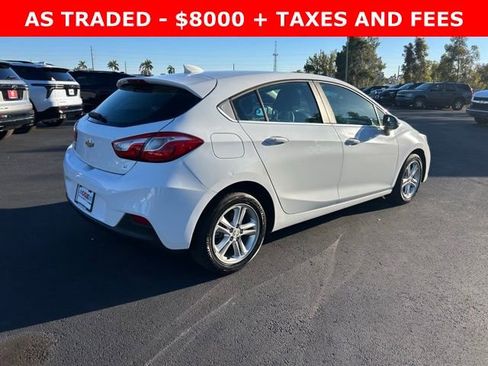 Used 2018 Chevrolet Cruze LT w/ Convenience Package image 6