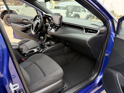 Used 2022 Toyota Corolla SE w/ Carpet Mat Package (TMS) FWD image 16