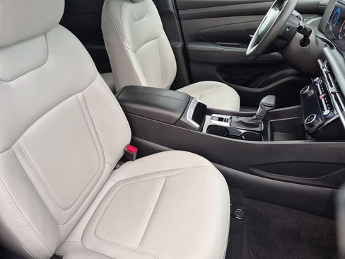 Used 2025 Hyundai Santa Cruz SEL FWD image 30