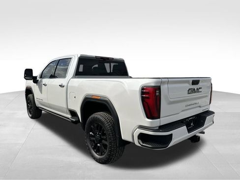 Used 2025 GMC Sierra 2500 Denali Ultimate image 17