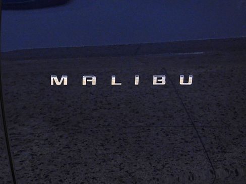 Used 2019 Chevrolet Malibu LT image 23