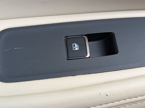 Used 2023 INFINITI QX60 Luxe w/ Cargo Package FWD image 30