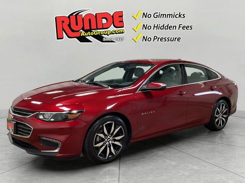 Used 2018 Chevrolet Malibu LT w/ Leather Package FWD image 1