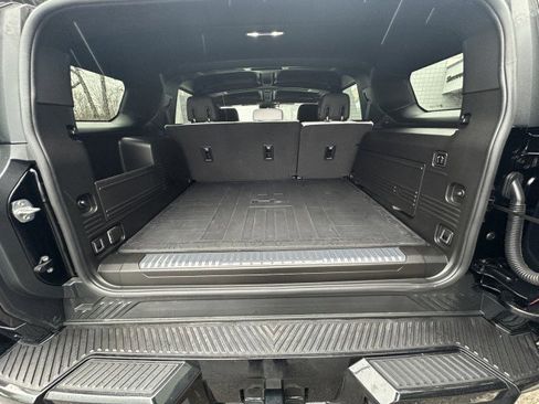 Used 2024 GMC Hummer EV 3X image 8