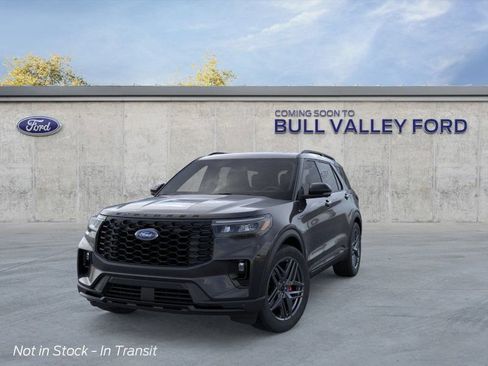 New 2026 Ford Explorer ST-Line w/ ST-Line Street Pack AWD/4WD image 4