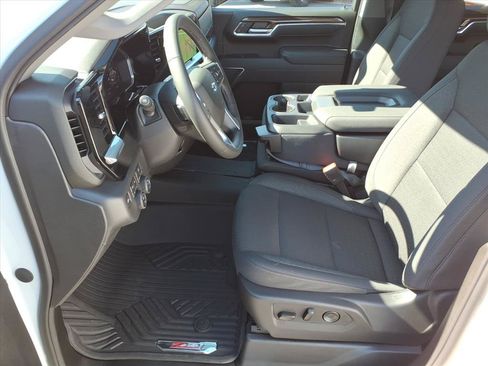New 2026 Chevrolet Silverado 1500 RST w/ Z71 Off-Road Package AWD/4WD image 5