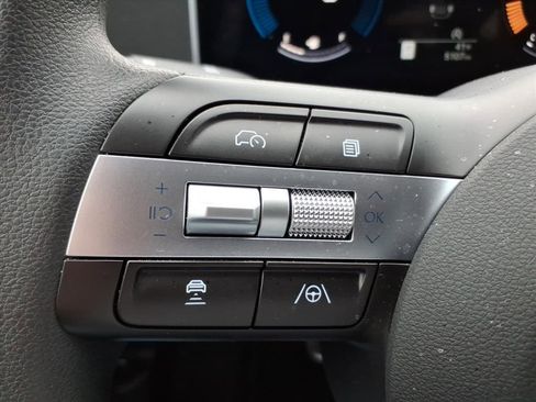 New 2026 Hyundai Tucson SE image 18