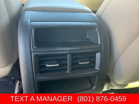Used 2017 Cadillac XT5 Luxury w/ Driver Awareness Package AWD/4WD image 19