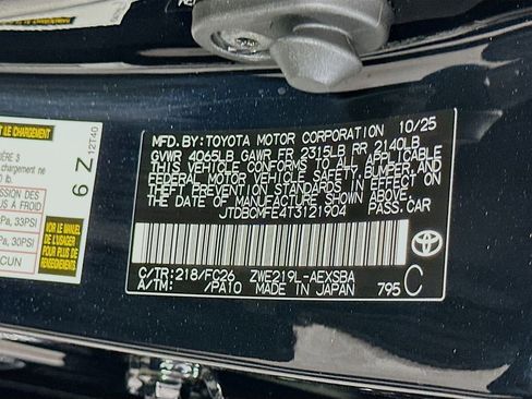 Certified 2026 Toyota Corolla SE w/ SE Premium Package FWD image 31