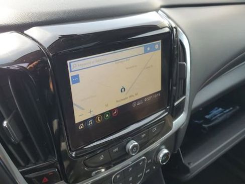 Used 2021 Chevrolet Traverse LT w/ LT Premium Package FWD image 6