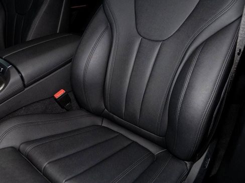 Used 2022 BMW X5 xDrive40i w/ Premium Package image 18