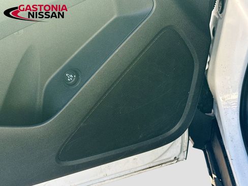 Used 2024 Chevrolet Equinox LT image 23