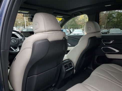 Certified 2025 Acura RDX SH-AWD image 12