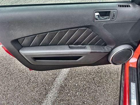 Used 2011 Ford Mustang Premium w/ 203A Rapid Spec Order Code image 11