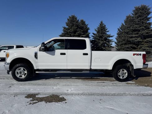 Used 2017 Ford F250 XLT w/ FX4 Off-Road Package AWD/4WD image 5