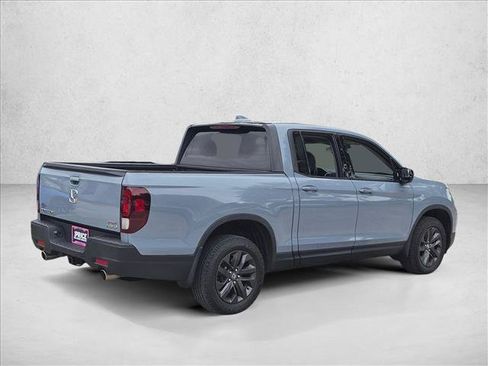 Used 2023 Honda Ridgeline Sport image 5