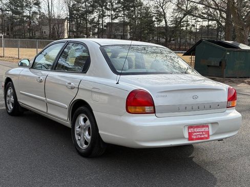 Used 2001 Hyundai Sonata image 4
