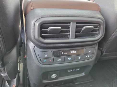 Used 2023 Honda Pilot Elite image 16