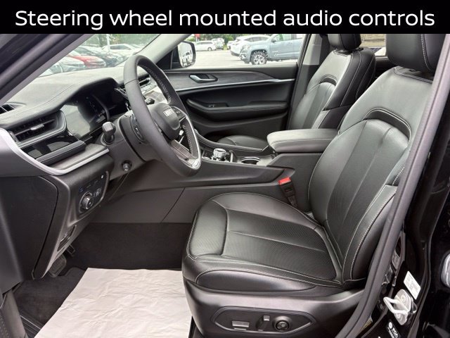 Used 2024 Jeep Grand Cherokee Limited 4xe w/ Luxury Tech Group II AWD/4WD image 12