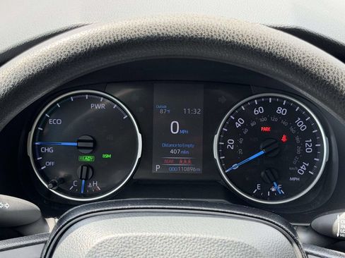 Used 2021 Toyota RAV4 XLE w/ Convenience Package AWD/4WD image 11